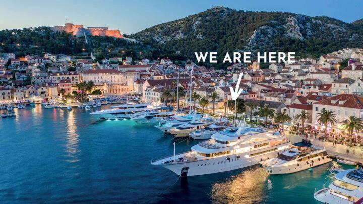Riva Yacht Hvar Town Apartment Buitenkant foto