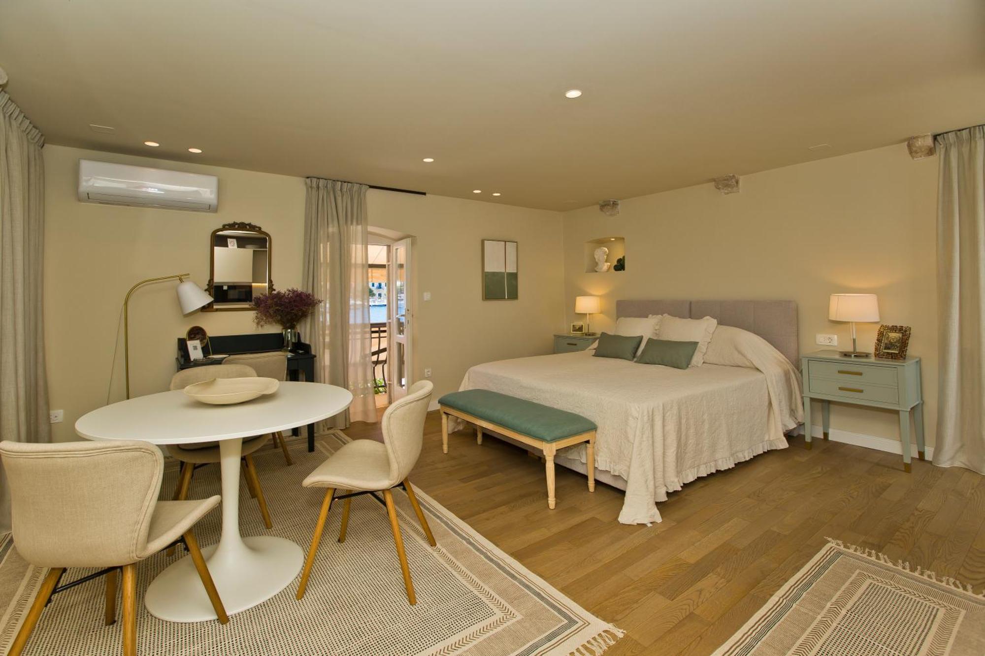 Riva Yacht Hvar Town Apartment Buitenkant foto