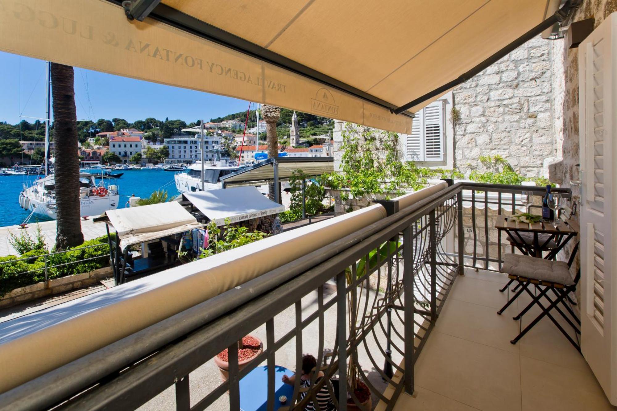 Riva Yacht Hvar Town Apartment Buitenkant foto