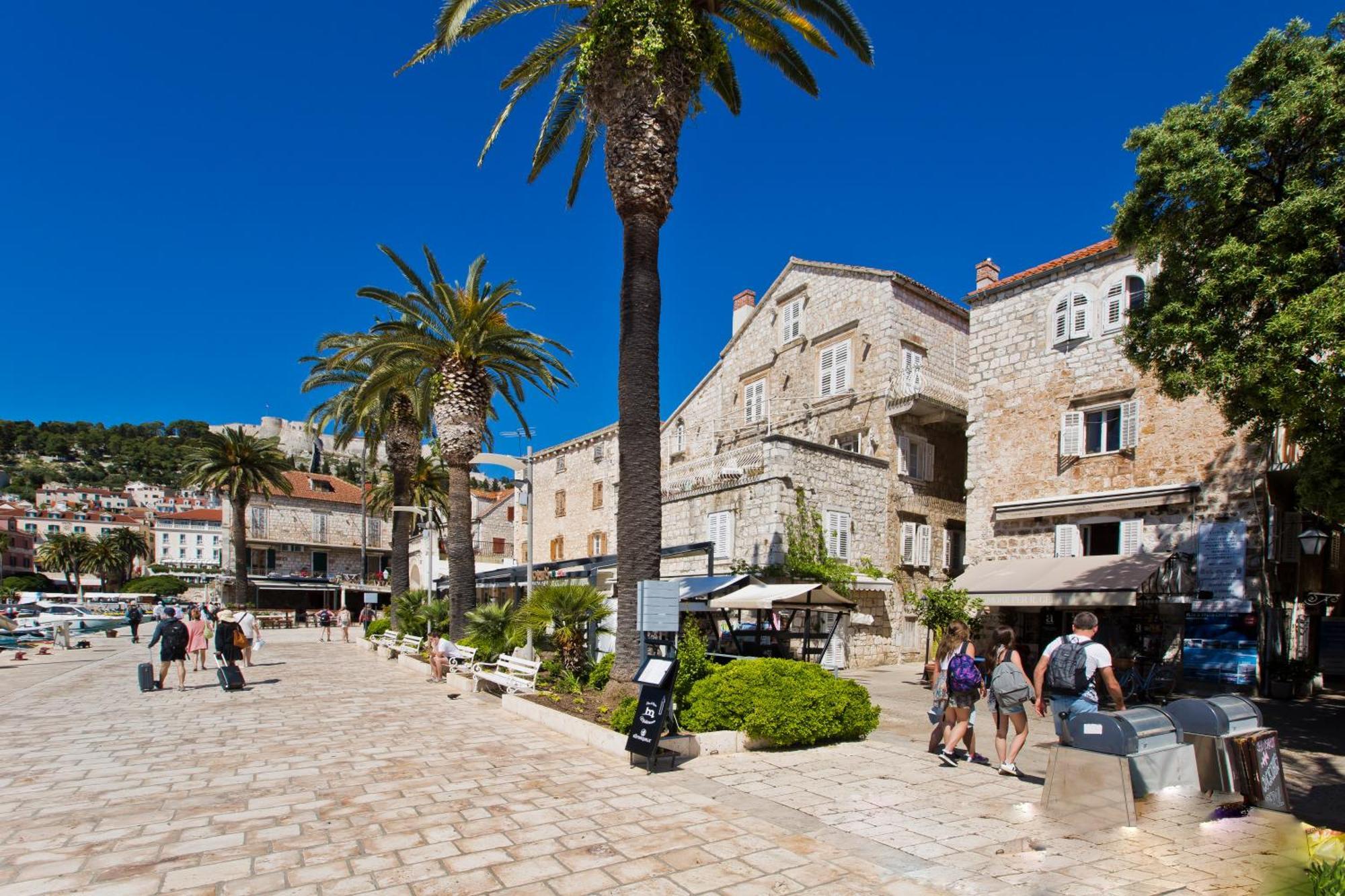 Riva Yacht Hvar Town Apartment Buitenkant foto