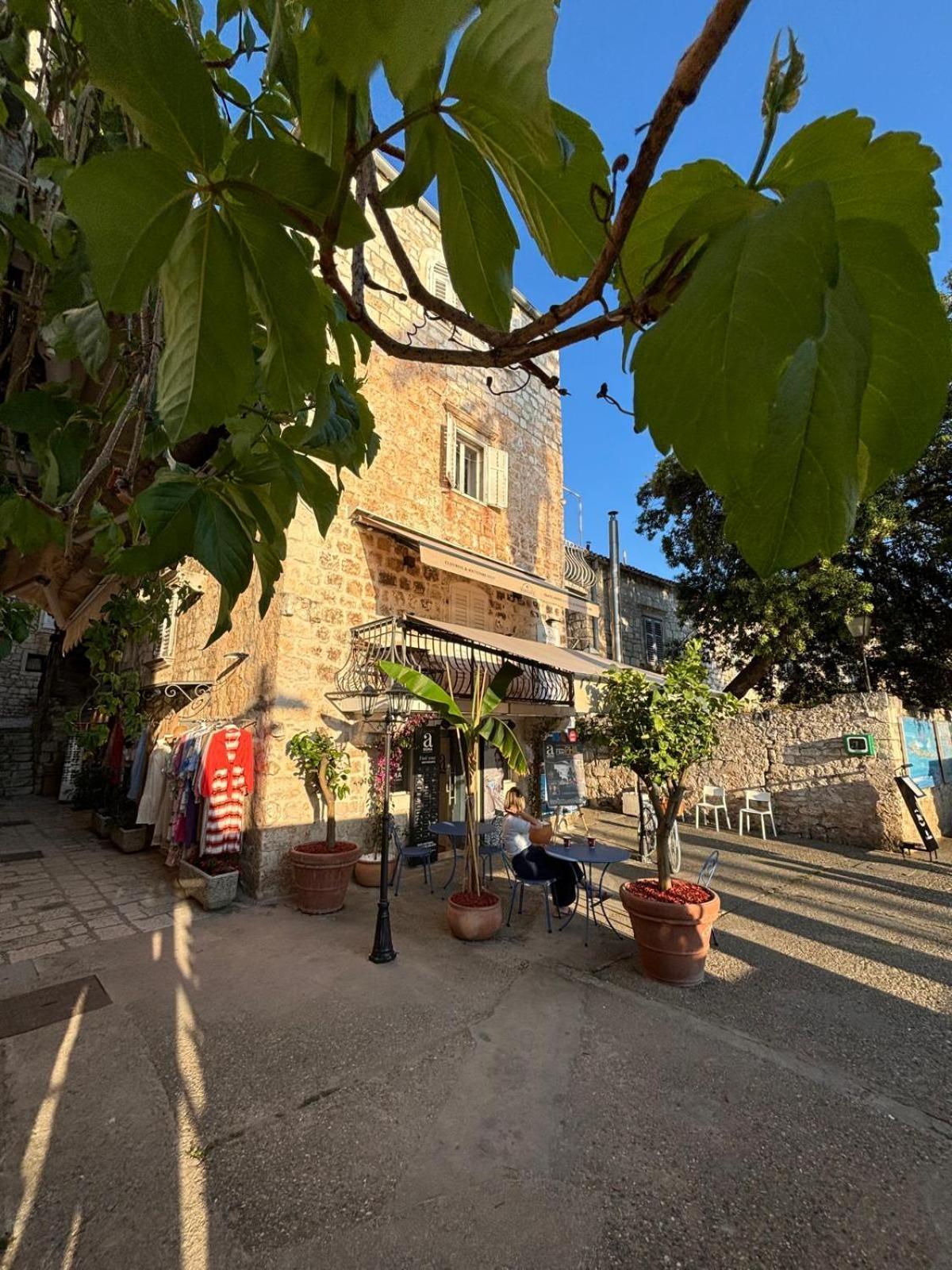 Riva Yacht Hvar Town Apartment Buitenkant foto